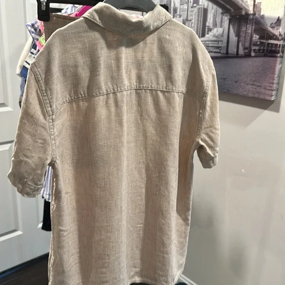 Abercrombie & Fitch linen shirt and shorts